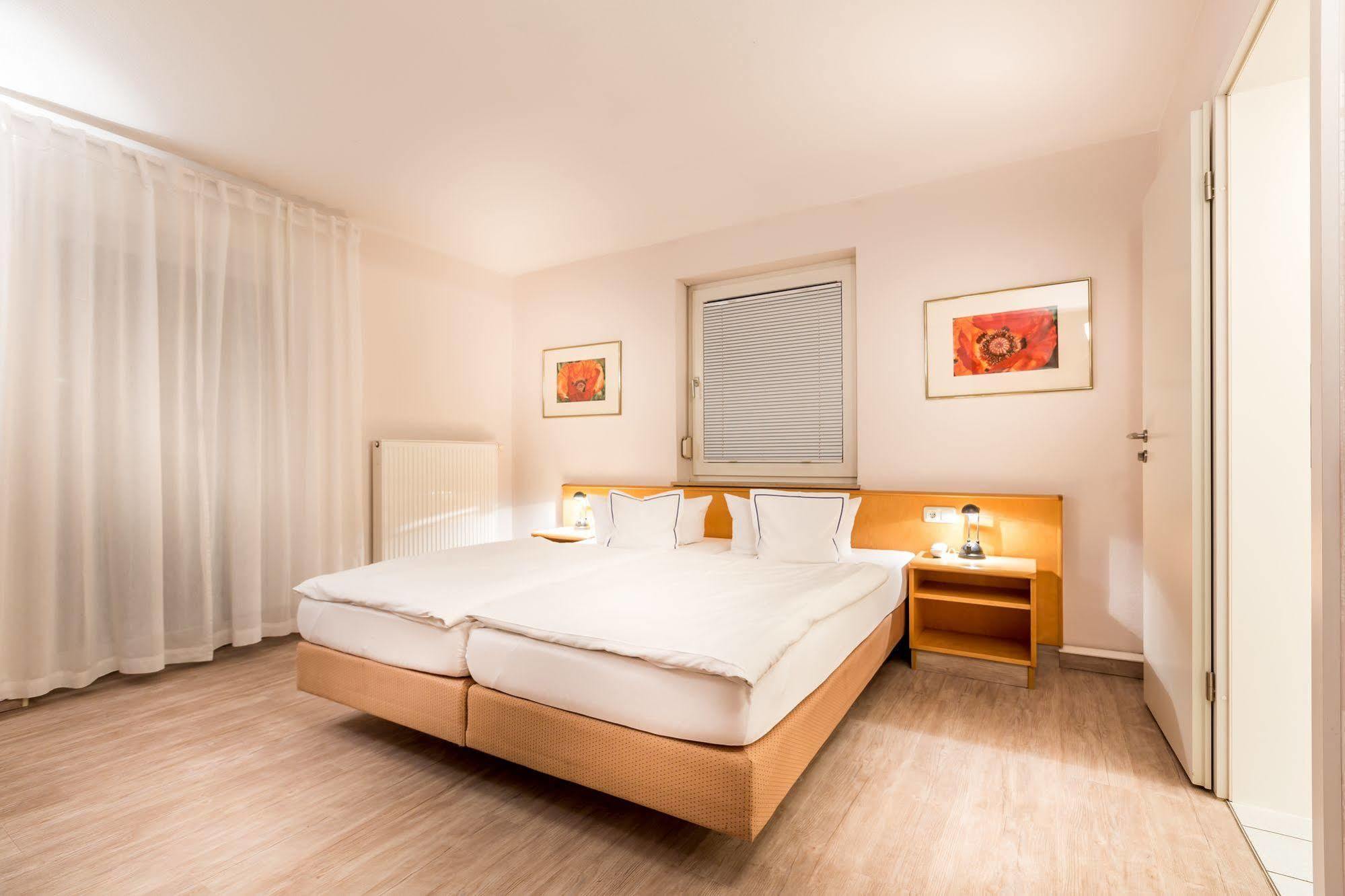 Hotel Am Rokokogarten Veitshochheim Luaran gambar